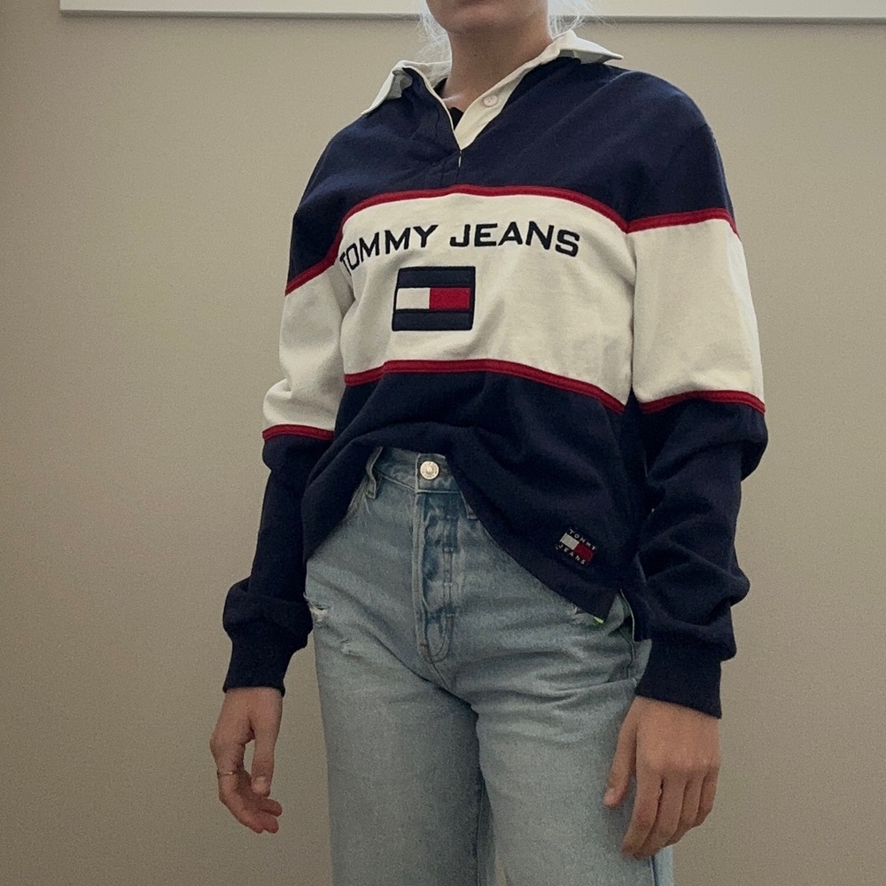 Tommy Hilfiger longsleeve top. Size XS